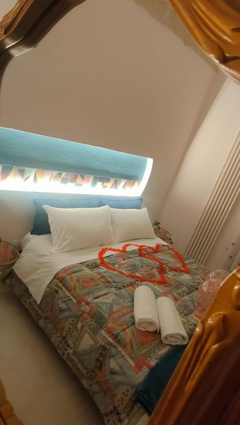 Lovely & Chic Rooms Nei Sassi マテーラ エクステリア 写真
