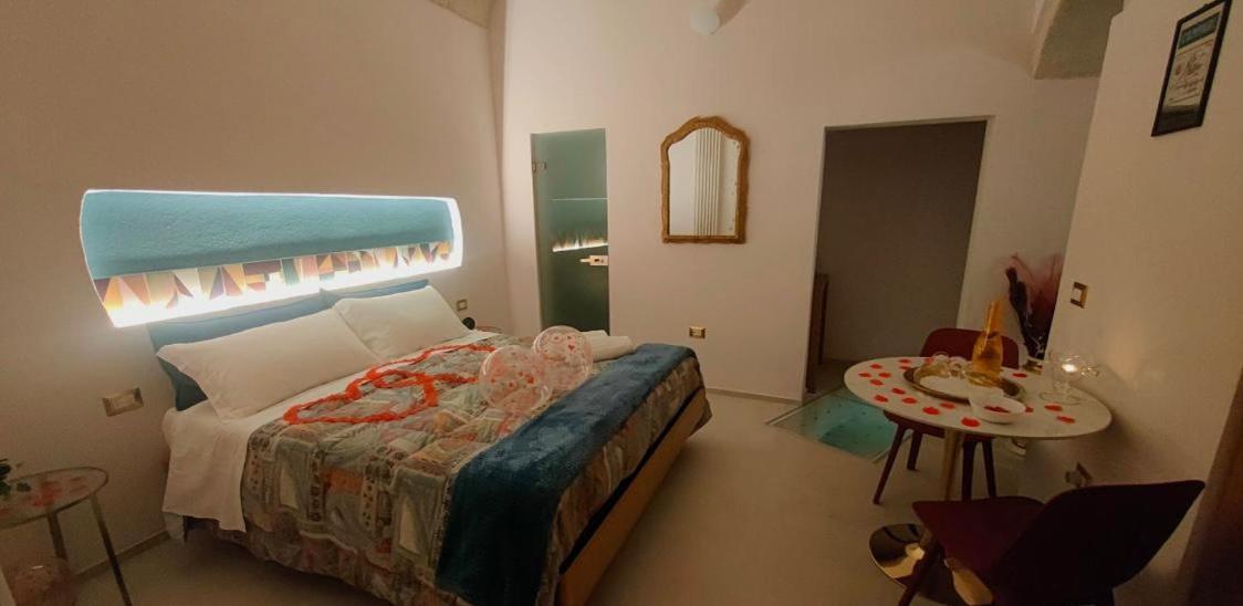 Lovely & Chic Rooms Nei Sassi マテーラ エクステリア 写真