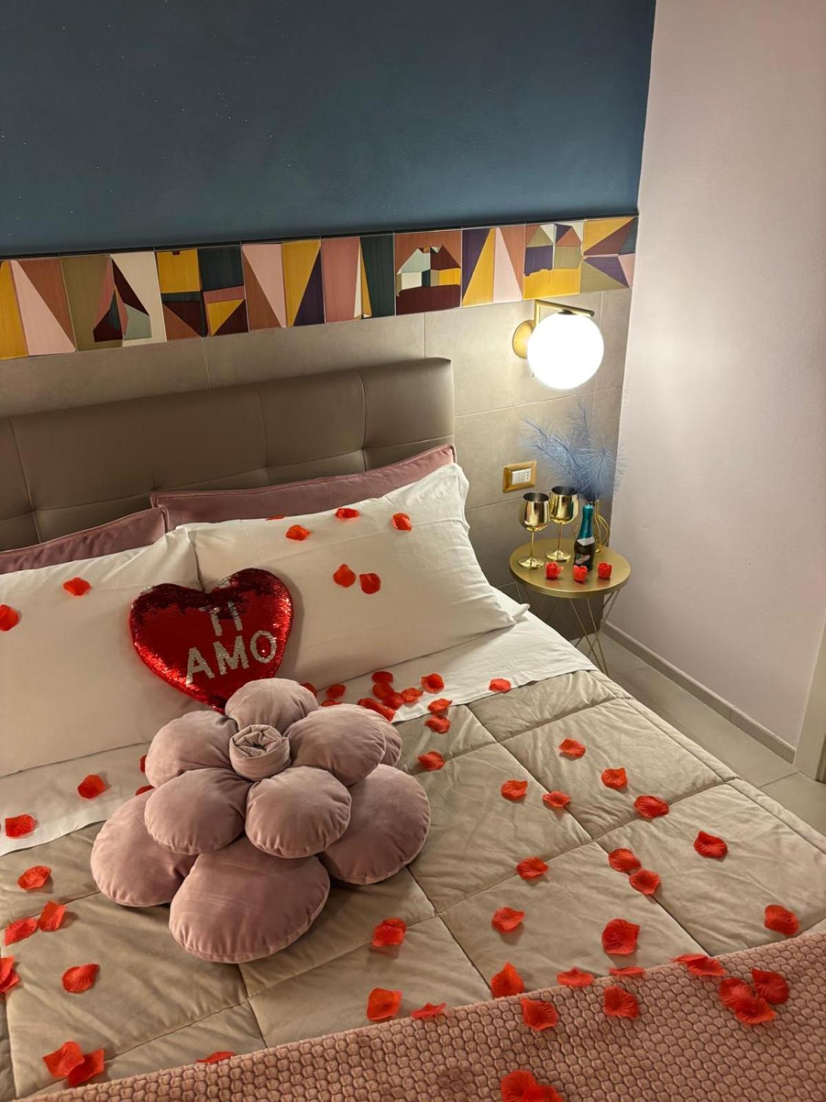 Lovely & Chic Rooms Nei Sassi マテーラ エクステリア 写真